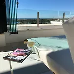 Apartamento Flamingos Tee 6